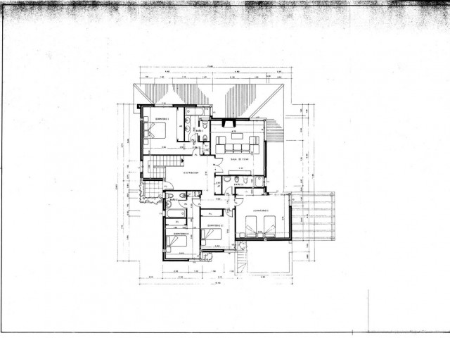 5 Bedrooms Villa in Marbella