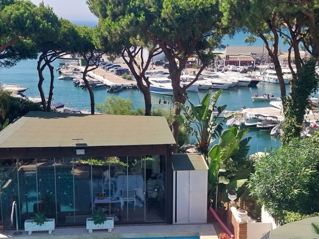 4 Sovrums Villa i Puerto de Cabopino