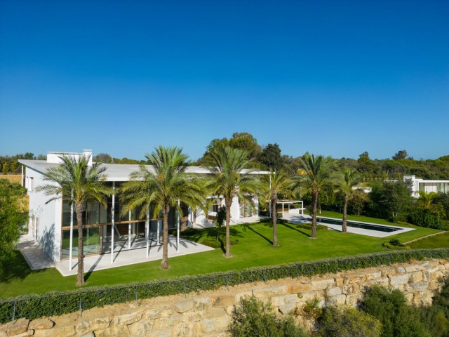 6 Bedrooms Villa in Casares