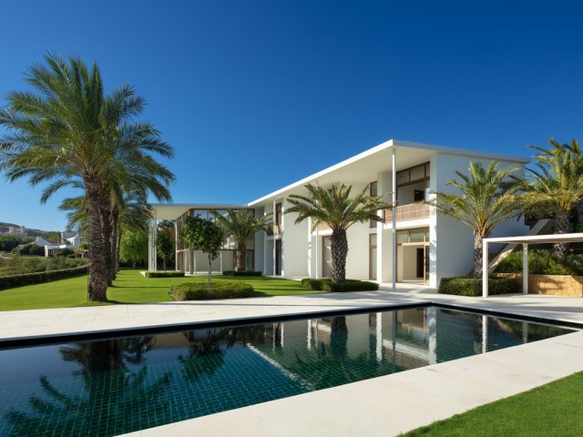 6 Bedrooms Villa in Casares