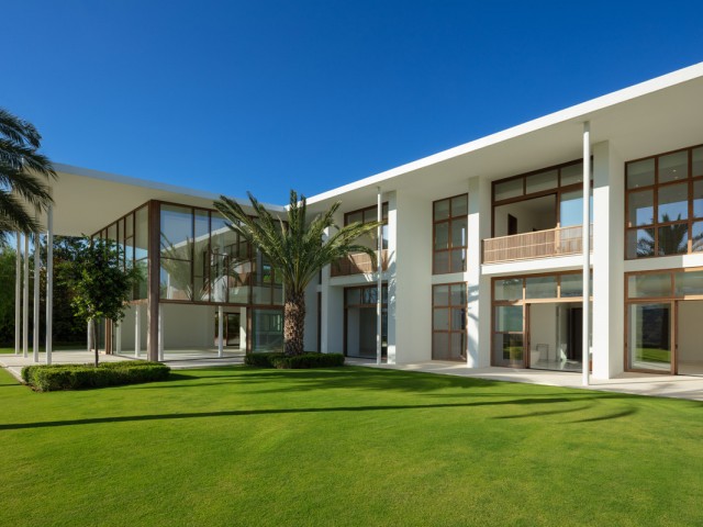6 Bedrooms Villa in Casares