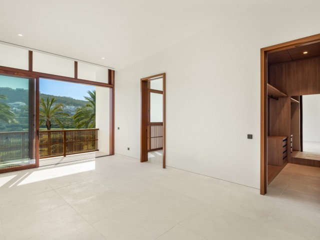 6 Bedrooms Villa in Casares
