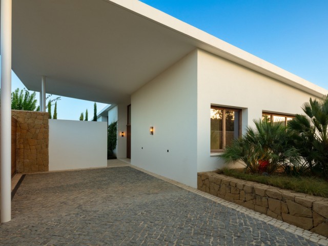 6 Bedrooms Villa in Casares