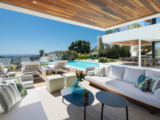 6 Bedrooms Villa in Benahavís