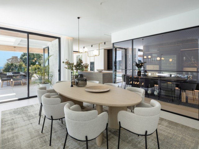 6 Bedrooms Villa in Benahavís
