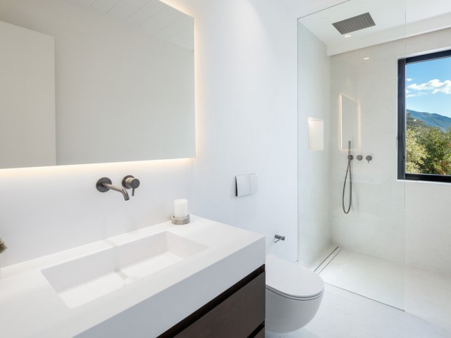 6 Makuuhuoneen Huvila Benahavís