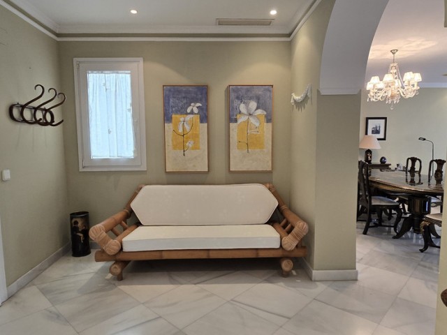 Appartement avec 4 Chambres  à Torremolinos Centro