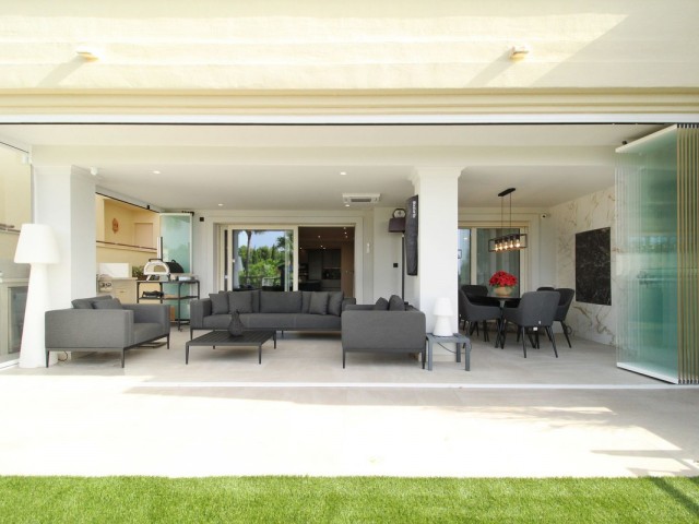 3 Bedrooms Apartment in Sierra Blanca