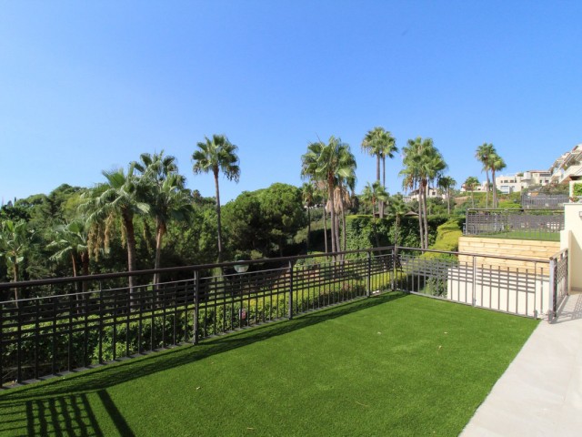 3 Bedrooms Apartment in Sierra Blanca