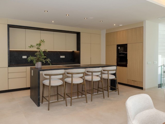 Villa avec 7 Chambres  à Benalmadena