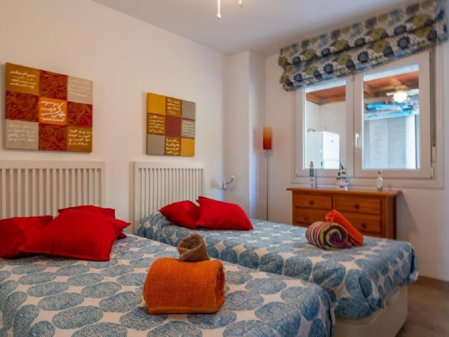 Apartamento con 2 Dormitorios  en Carvajal