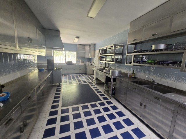 Villa con 6 Dormitorios  en Marbella