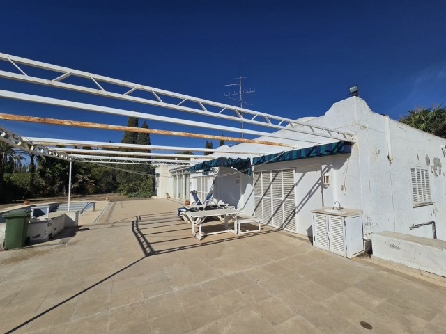 Villa con 6 Dormitorios  en Marbella