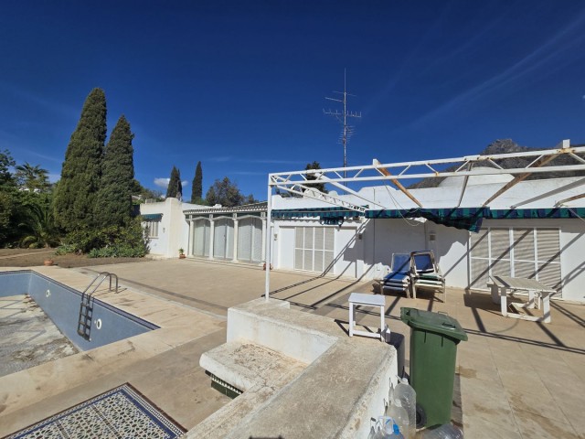 Villa con 6 Dormitorios  en Marbella