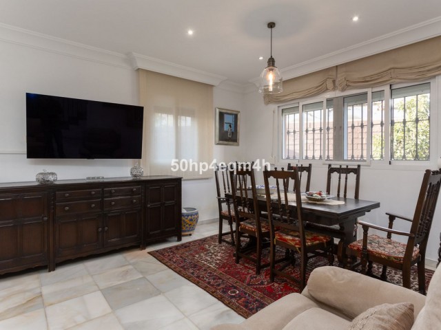 Villa avec 4 Chambres  à San Pedro de Alcántara