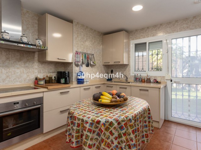 Villa avec 4 Chambres  à San Pedro de Alcántara