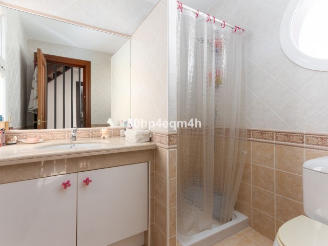 4 Schlafzimmer Villa in San Pedro de Alcántara