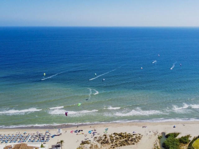 Apartamento con 3 Dormitorios  en Bahía de Marbella