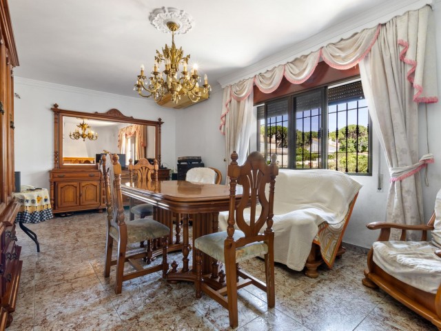 4 Schlafzimmer Villa in Alhaurín de la Torre