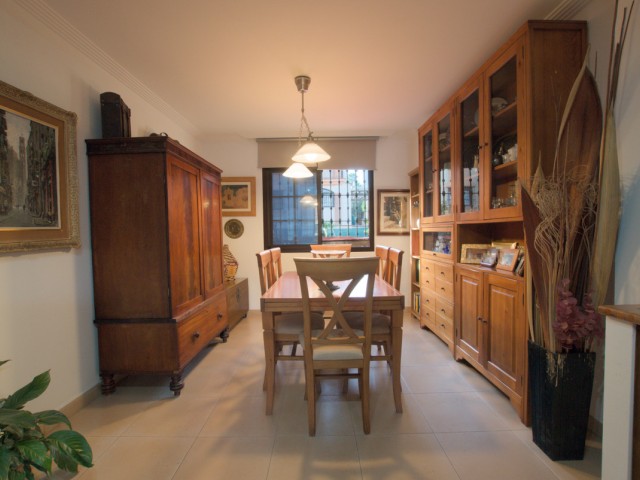 Maison mitoyenne avec 3 Chambres  à Alhaurín de la Torre