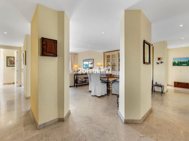 3 Schlafzimmer Apartment in Elviria