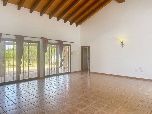Villa con 3 Dormitorios  en Alhaurín el Grande
