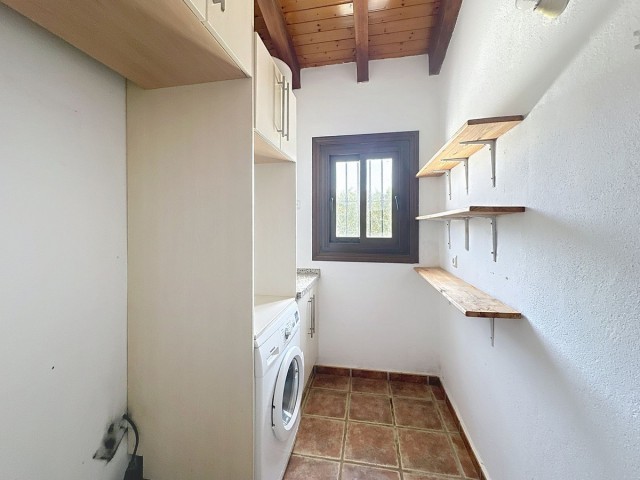 Villa con 3 Dormitorios  en Alhaurín el Grande