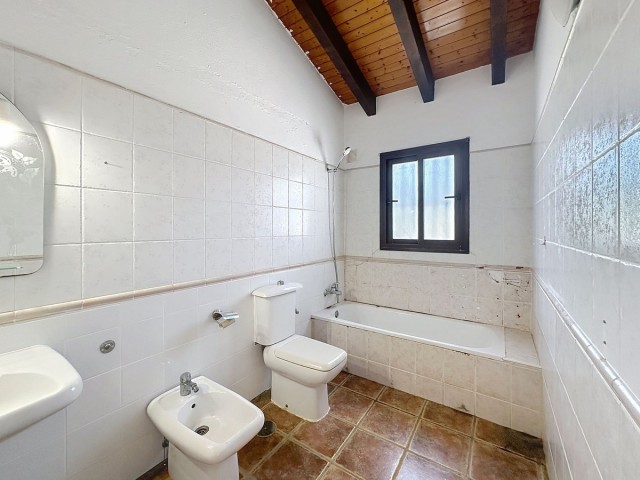 Villa con 3 Dormitorios  en Alhaurín el Grande