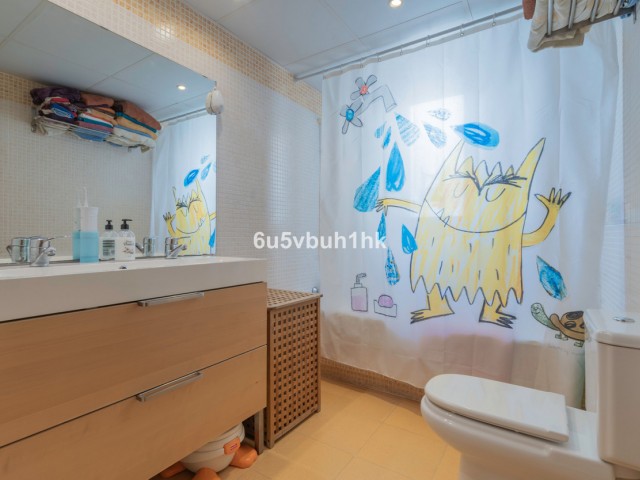Penthouse avec 4 Chambres  à El Pinillo