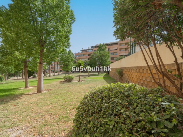 Penthouse avec 4 Chambres  à El Pinillo