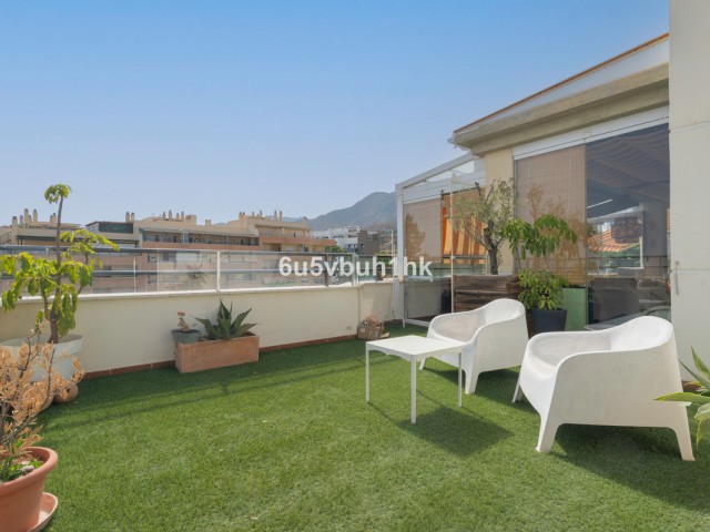 Penthouse avec 4 Chambres  à El Pinillo