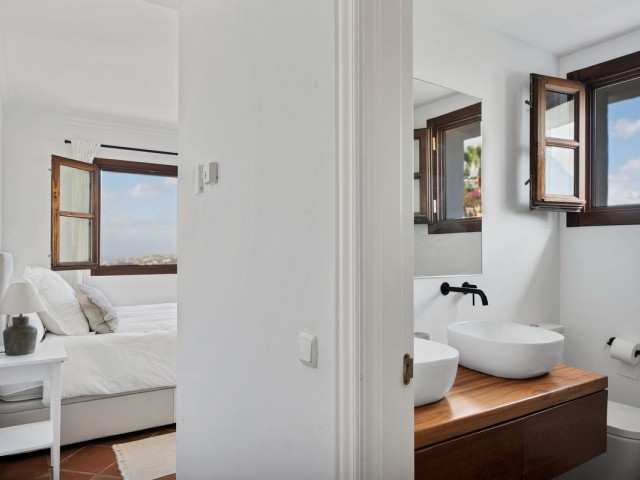 Penthouse avec 2 Chambres  à La Heredia