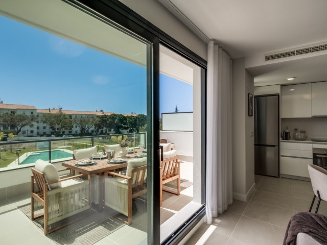 Apartamento con 2 Dormitorios  en Selwo