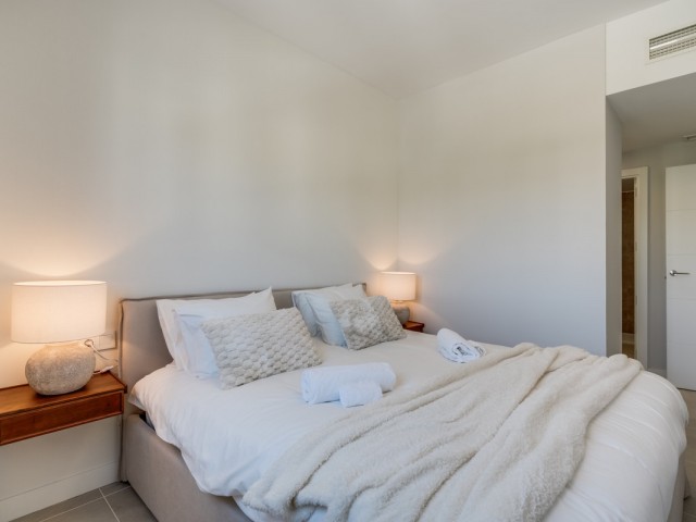 Apartamento con 2 Dormitorios  en Selwo