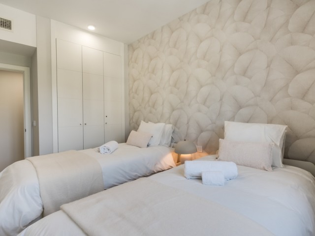 Apartamento con 2 Dormitorios  en Selwo