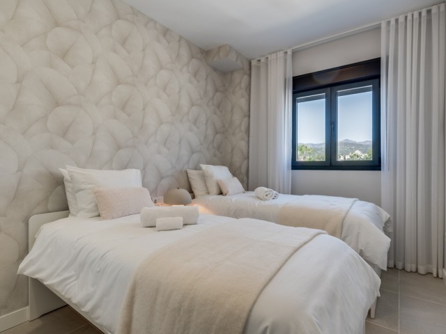 Apartamento con 2 Dormitorios  en Selwo