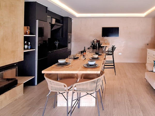 2 Bedrooms Villa in Ojén