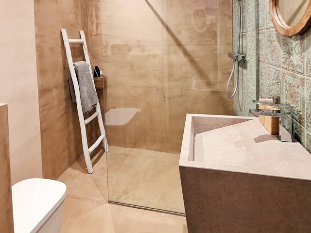 2 Bedrooms Villa in Ojén