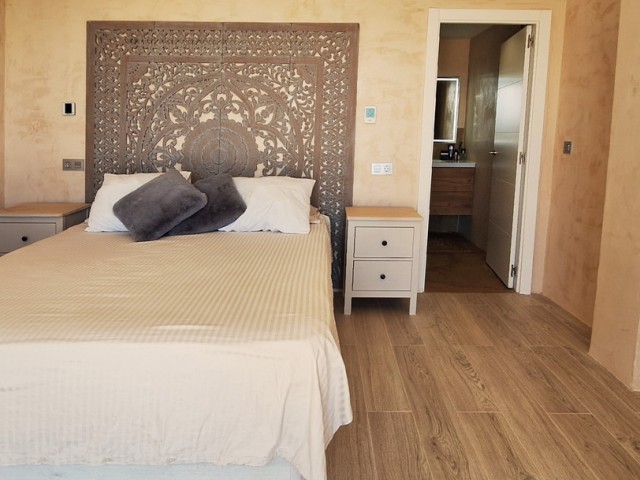 2 Bedrooms Villa in Ojén