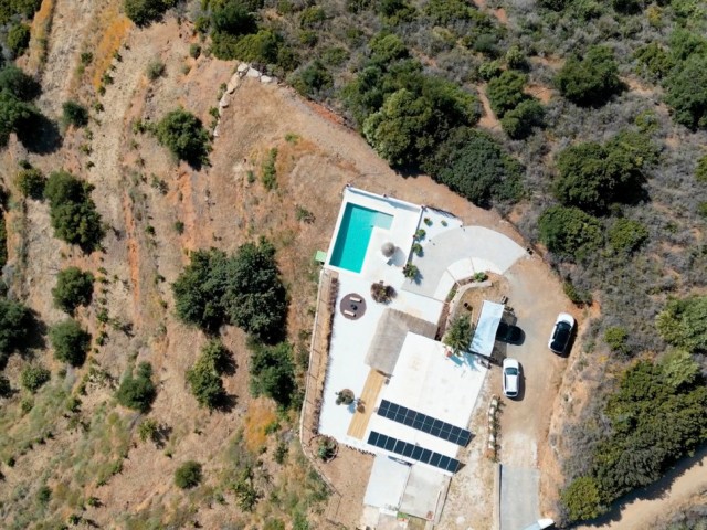 2 Bedrooms Villa in Ojén