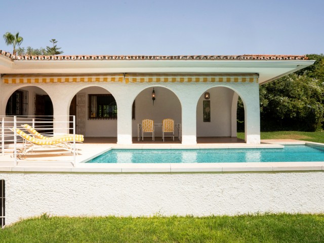 Villa avec 3 Chambres  à San Pedro de Alcántara