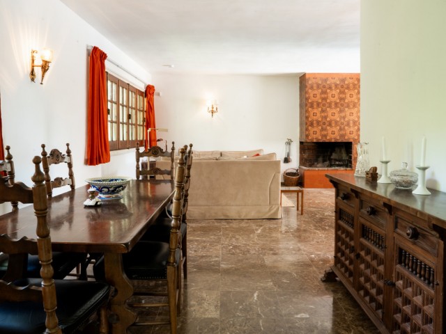 Villa avec 3 Chambres  à San Pedro de Alcántara