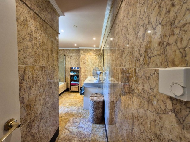 Penthouse in Sotogrande Alto