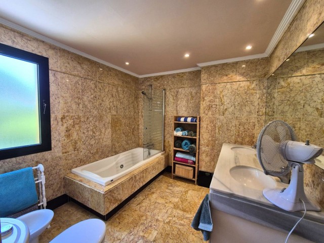 Penthouse in Sotogrande Alto