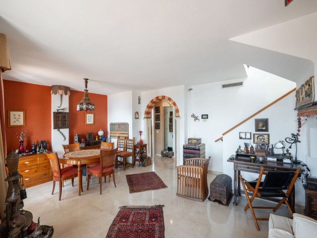 3 Bedrooms Townhouse in Casares