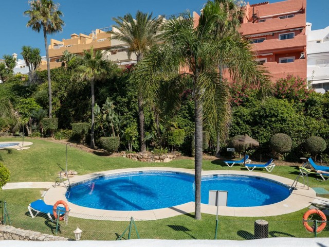 3 Bedrooms Townhouse in Casares