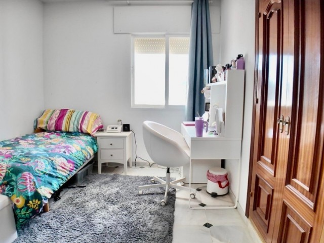 5 Bedrooms Villa in Ojén