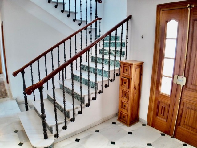 5 Schlafzimmer Villa in Ojén