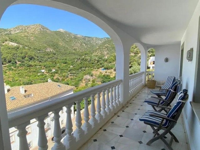 5 Slaapkamer Villa in Ojén