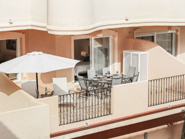 2 Bedrooms Apartment in Aloha